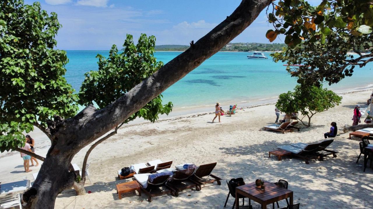 فندق Blue Island بونتا روسيا المظهر الخارجي الصورة